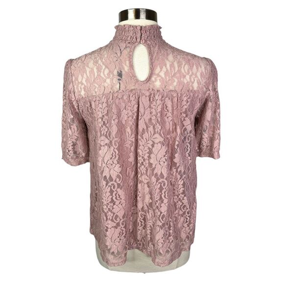 Cable & Gauge Mauve High Neck Lace Top - Picture 4 of 6